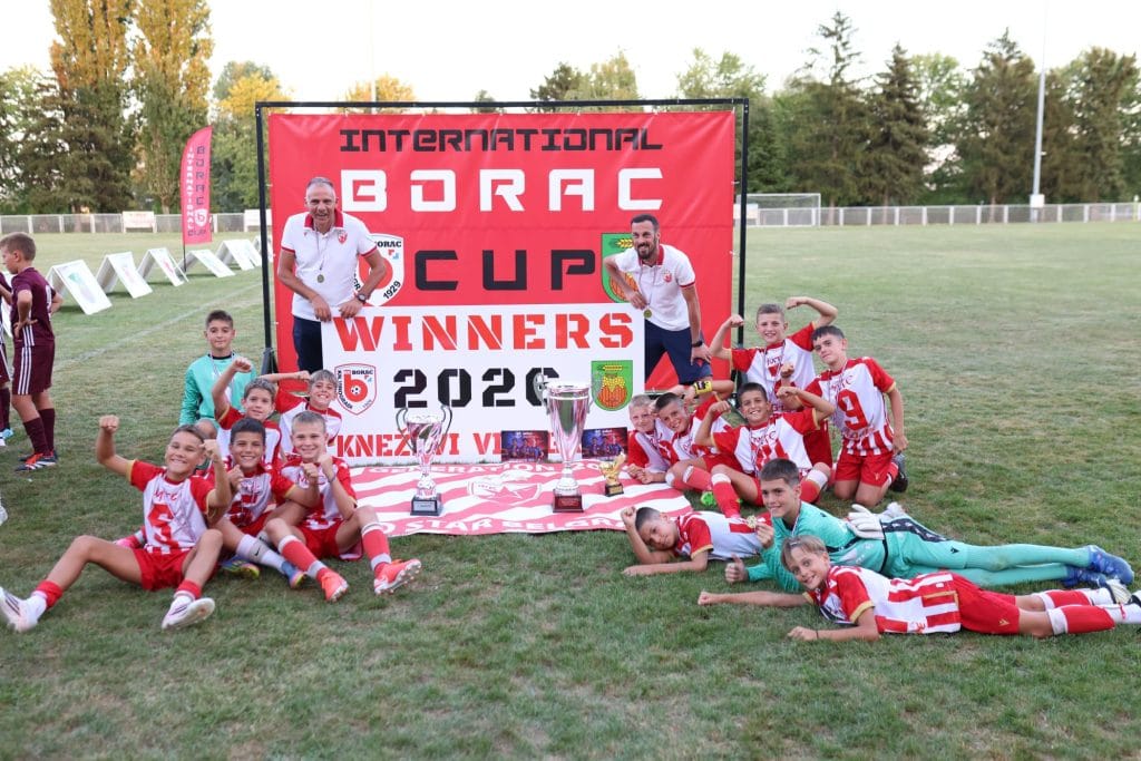 Zvezda grupna